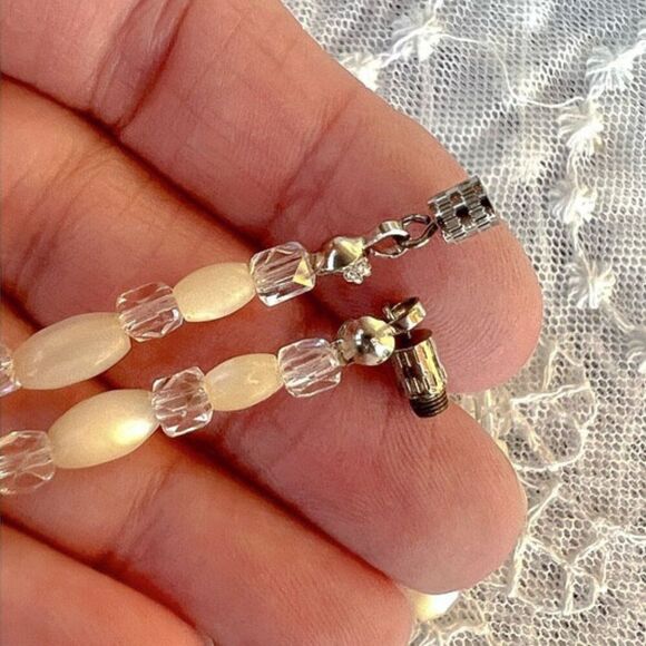 Vintage Mid-Century Mother of Pearl Rice Bead & Crystal Necklace ~27” - Picture 8 of 10